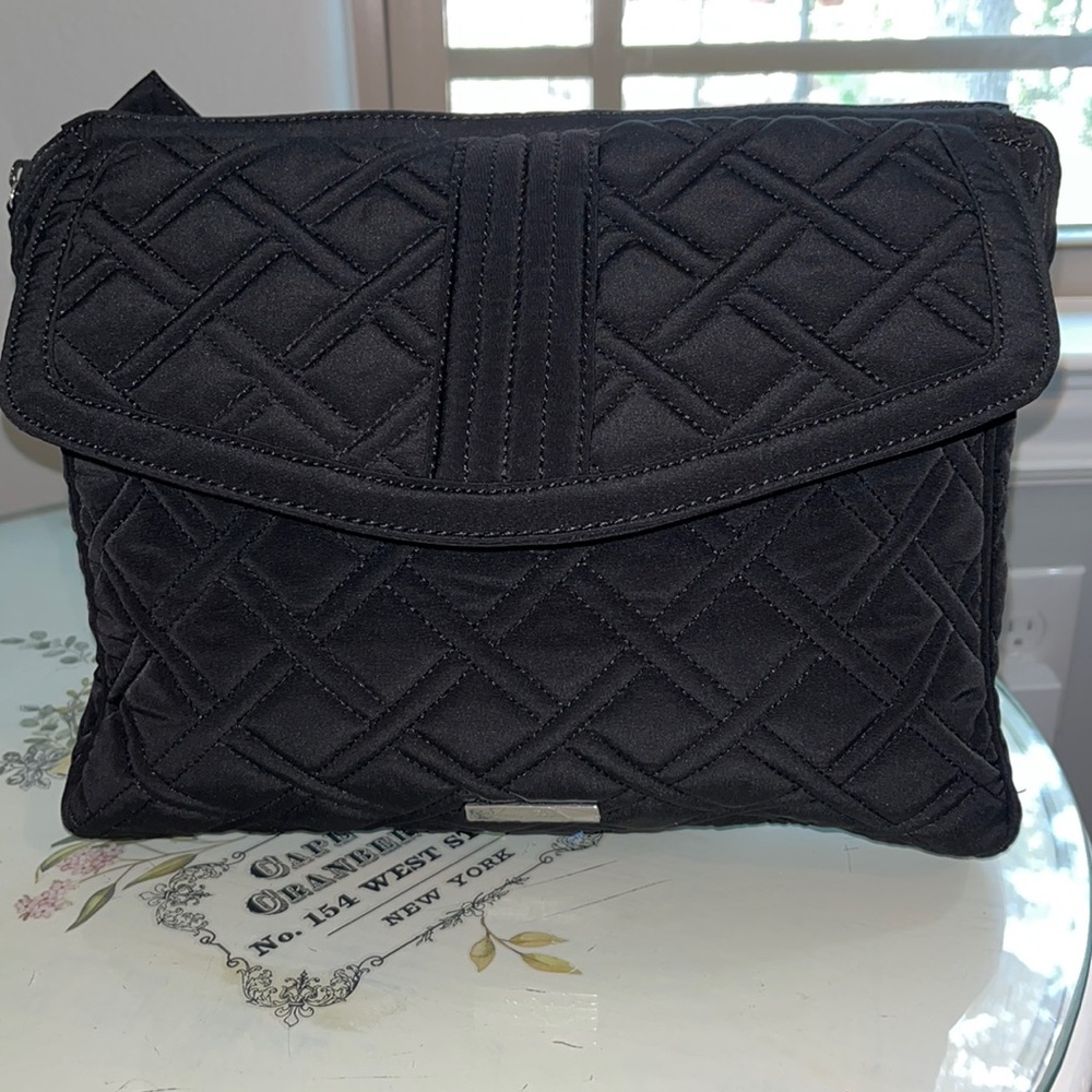 Vera Bradley black shoulder purse